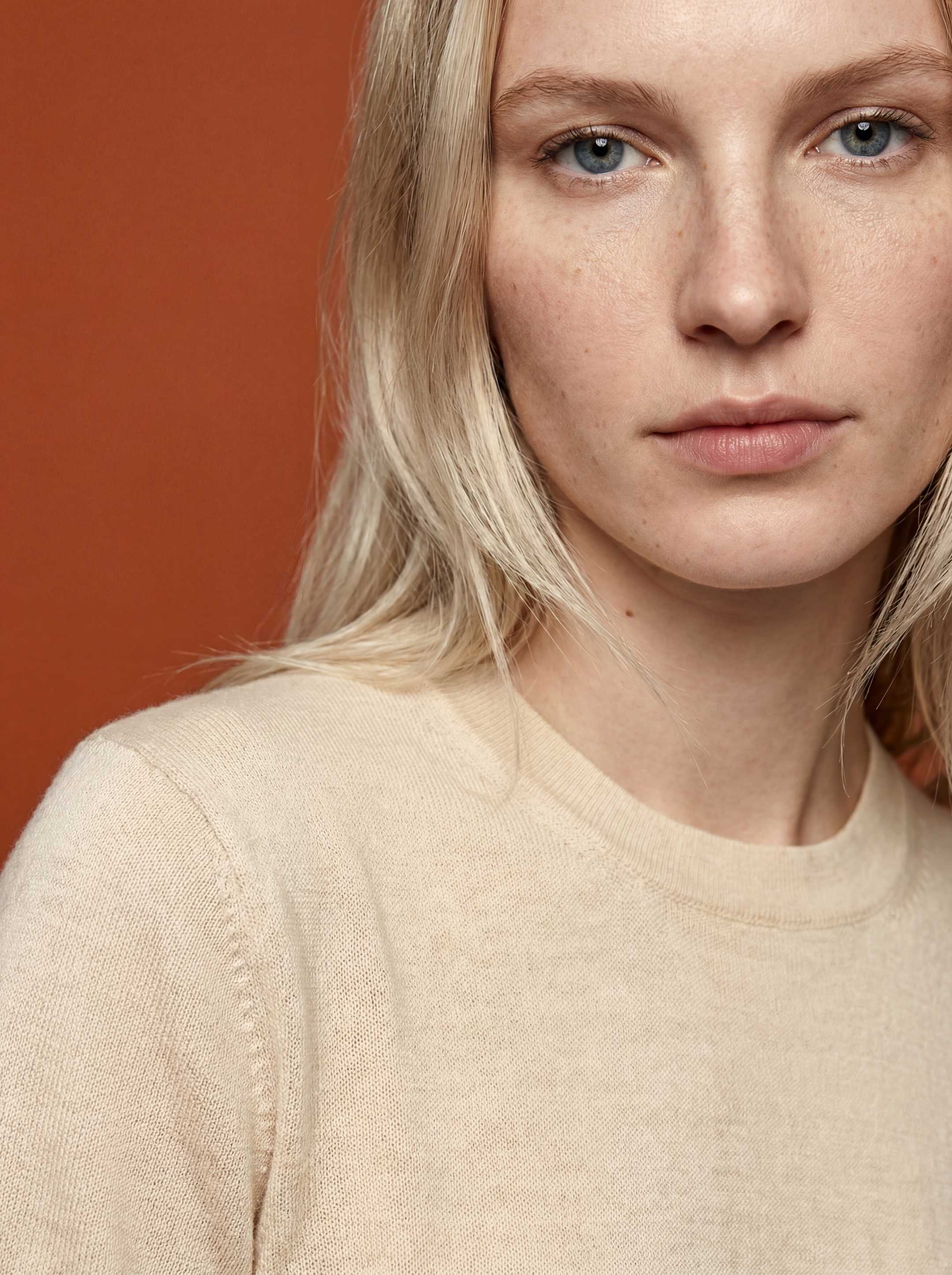 Ultra-Light T-Shirt - Almond White - Image 4