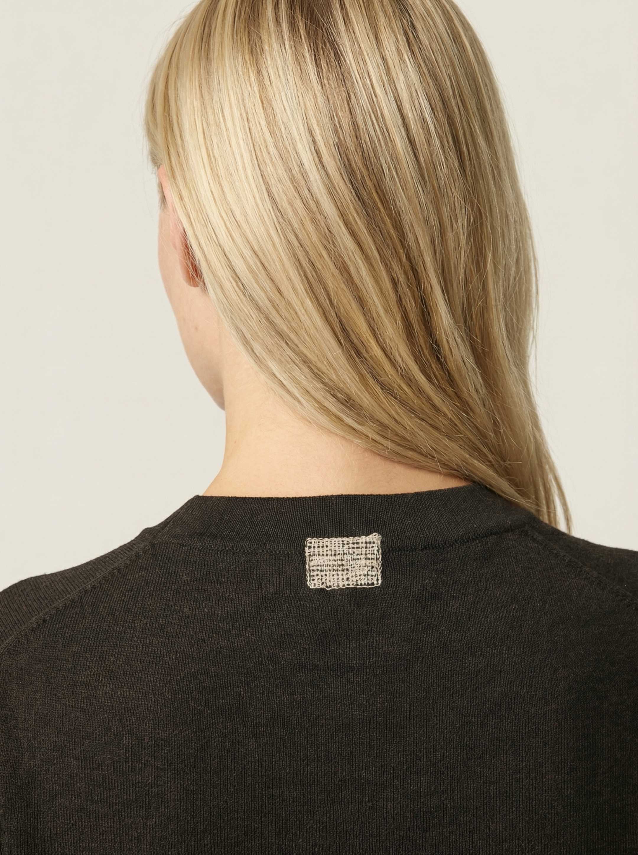 Ultra-Light T-Shirt - Anthracite Black - Image 4